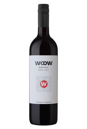 Вино WooW Бонарда, красное сухое